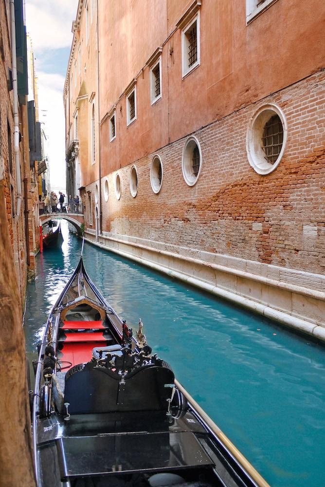 Hotel San Luca Venezia Экстерьер фото