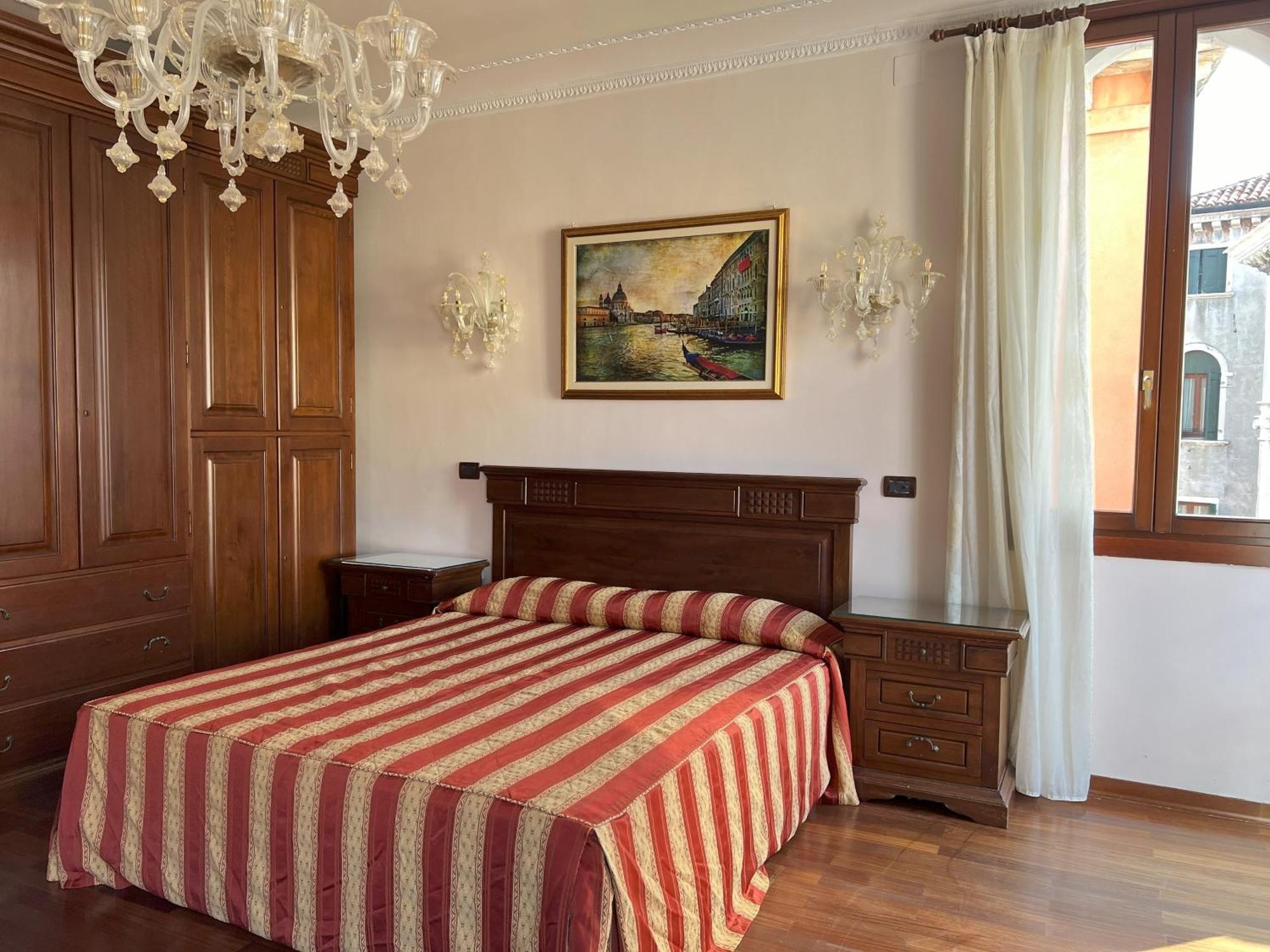 Hotel San Luca Venezia Экстерьер фото