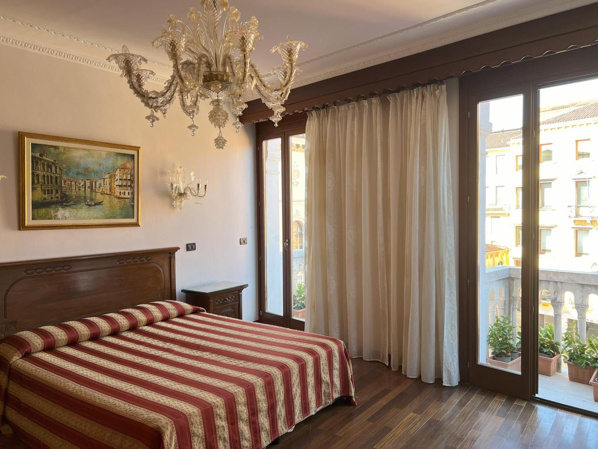 Hotel San Luca Venezia Экстерьер фото